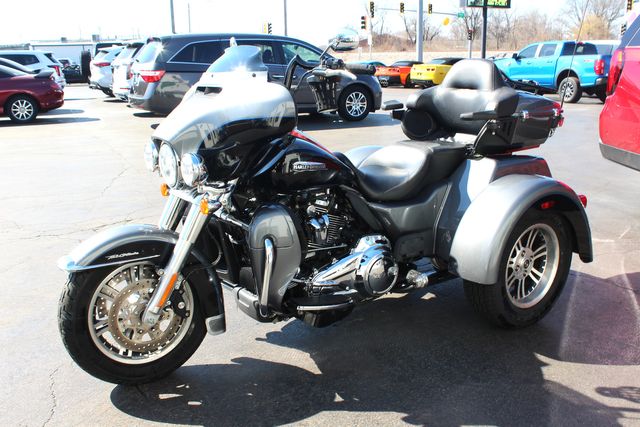 2021 Harley-Davidson Trike Tri Glide Ultra | Granite City, Illinois | MasterCars Company Inc. 2021 Harley-Davidson Trike Tri Glide Ultra | Granite City, Illinois | MasterCars Company Inc.