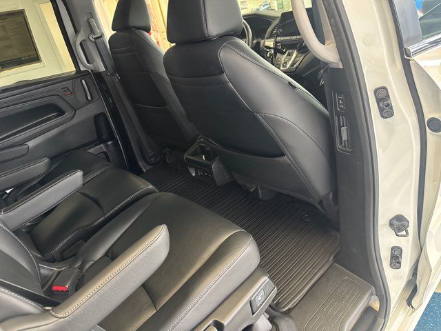 2021 Honda Odyssey Touring | Rome, GA | Knight's Car Store 2021 Honda Odyssey Touring | Rome, GA | Knight's Car Store