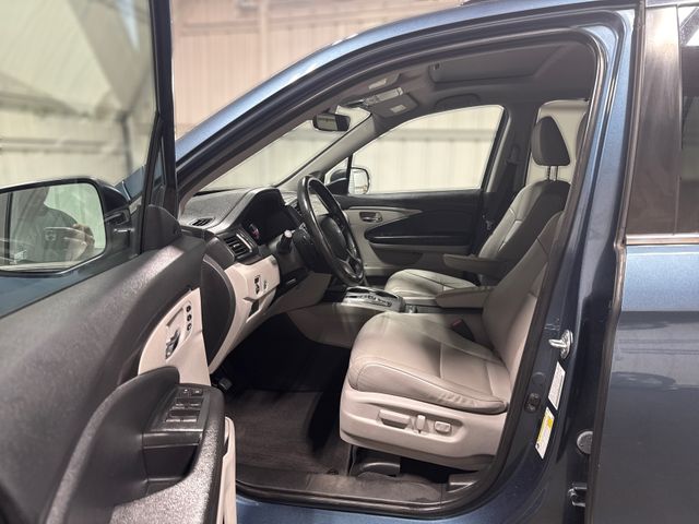 2021 Honda Pilot SE | Houston, TX | Texas Star Motors 2021 Honda Pilot SE | Houston, TX | Texas Star Motors