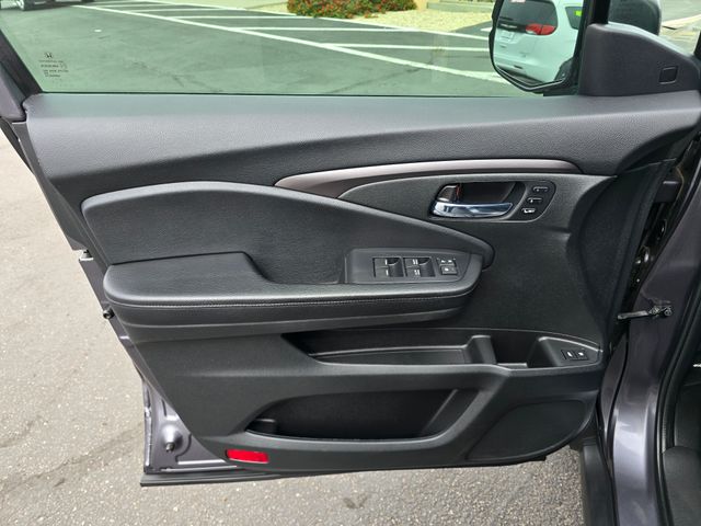 2021 Honda Pilot SE