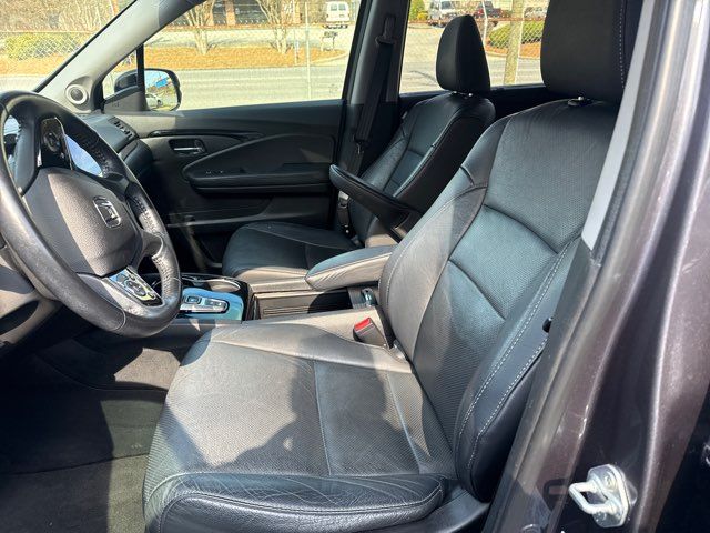 2021 Honda Pilot Elite | Rome, GA | Knight's Car Store 2021 Honda Pilot Elite | Rome, GA | Knight's Car Store