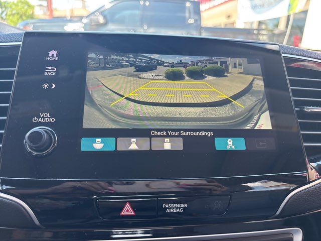 2021 Honda Pilot Touring w/Rear Captain's Chairs | San Antonio, TX | Clear Choice Automotive South 2021 Honda Pilot Touring w/Rear Captain's Chairs | San Antonio, TX | Clear Choice Automotive South