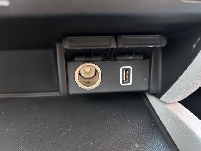 2021 Honda Pilot Touring w/Rear Captain's Chairs | San Antonio, TX | Clear Choice Automotive South 2021 Honda Pilot Touring w/Rear Captain's Chairs | San Antonio, TX | Clear Choice Automotive South