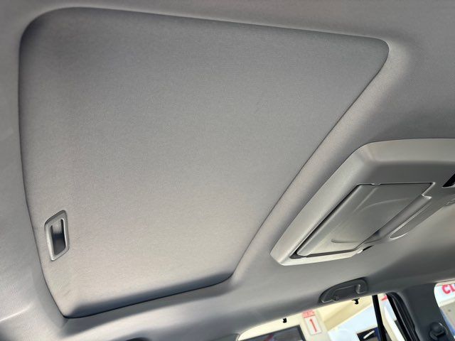 2021 Honda Pilot Touring w/Rear Captain's Chairs | San Antonio, TX | Clear Choice Automotive South 2021 Honda Pilot Touring w/Rear Captain's Chairs | San Antonio, TX | Clear Choice Automotive South