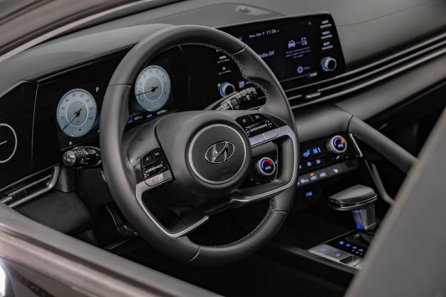 2021 Hyundai ELANTRA SEL ConveniencePkg OneOwner | Dallas, TX | Stevens Motor Company LLC
