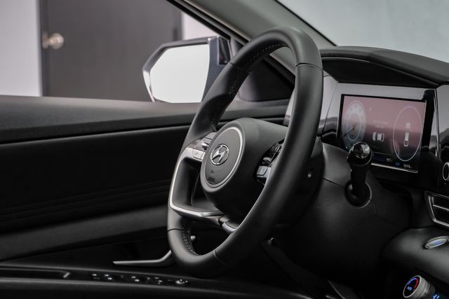 2021 Hyundai ELANTRA SEL ConveniencePkg OneOwner | Dallas, TX | Stevens Motor Company LLC 2021 Hyundai ELANTRA SEL ConveniencePkg OneOwner | Dallas, TX | Stevens Motor Company LLC