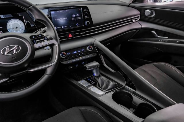 2021 Hyundai ELANTRA SEL ConveniencePkg OneOwner | Dallas, TX | Stevens Motor Company LLC 2021 Hyundai ELANTRA SEL ConveniencePkg OneOwner | Dallas, TX | Stevens Motor Company LLC