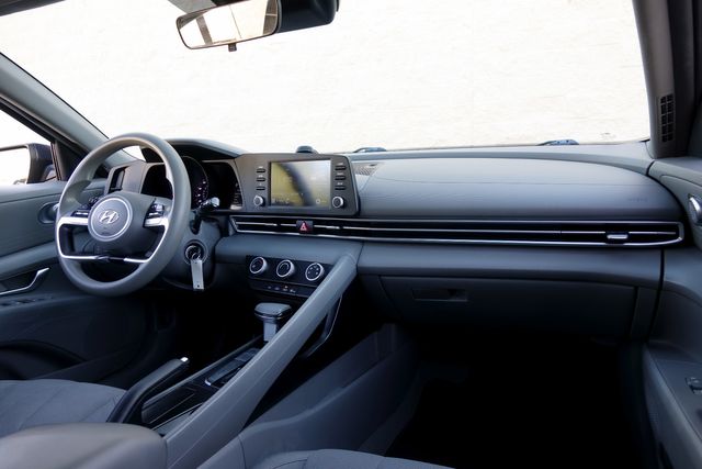 2021 Hyundai ELANTRA SE | Plano, TX | Schneck Motor Company 2021 Hyundai ELANTRA SE | Plano, TX | Schneck Motor Company