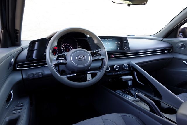 2021 Hyundai ELANTRA SE | Plano, TX | Schneck Motor Company 2021 Hyundai ELANTRA SE | Plano, TX | Schneck Motor Company