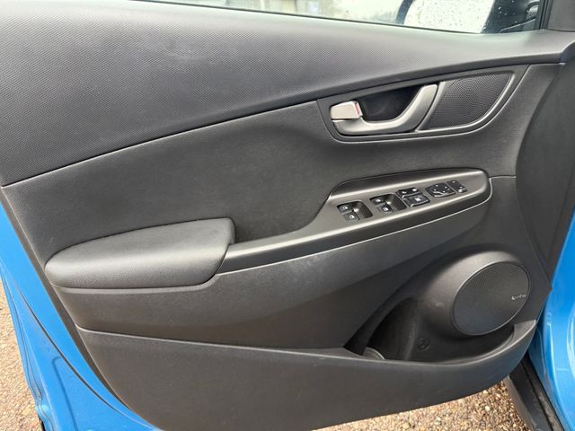 2021 Hyundai KONA LIMITED Sunroof Leather | Canton, Ohio | Ohio Auto Warehouse LLC