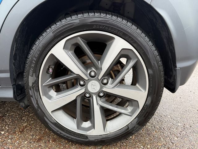 2021 Hyundai KONA LIMITED Sunroof Leather | Canton, Ohio | Ohio Auto Warehouse LLC 2021 Hyundai KONA LIMITED Sunroof Leather | Canton, Ohio | Ohio Auto Warehouse LLC