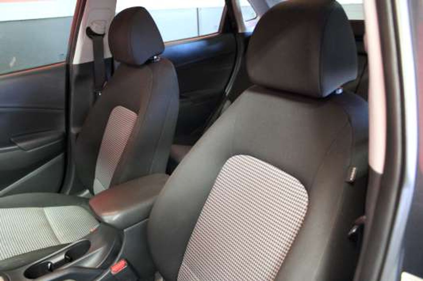 2021 Hyundai KONA SE [YG7] Thunder Gray at Mossy Motors