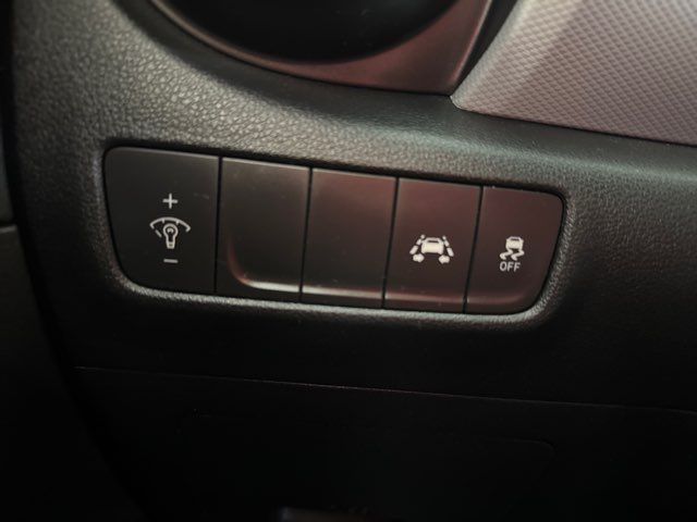 2021 Hyundai KONA SE | Rome, GA | Knight's Car Store 2021 Hyundai KONA SE | Rome, GA | Knight's Car Store