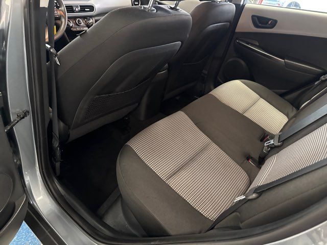 2021 Hyundai KONA SE | Rome, GA | Knight's Car Store 2021 Hyundai KONA SE | Rome, GA | Knight's Car Store