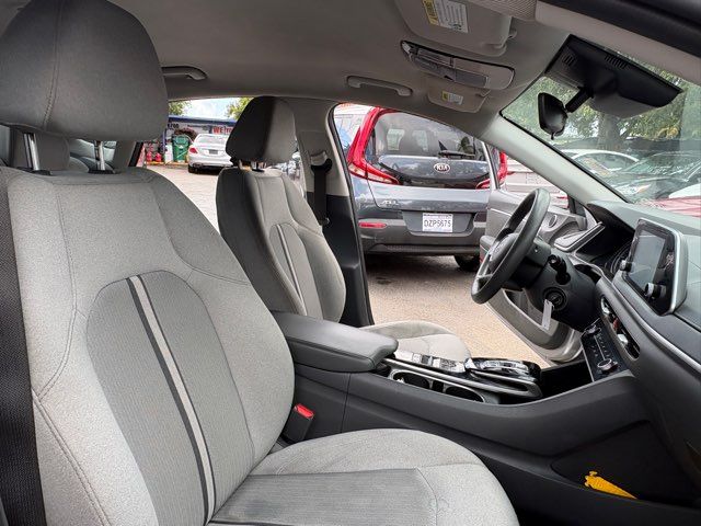 2021 Hyundai SONATA SE