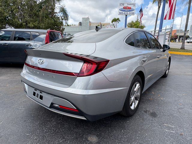 2021 Hyundai SONATA SE