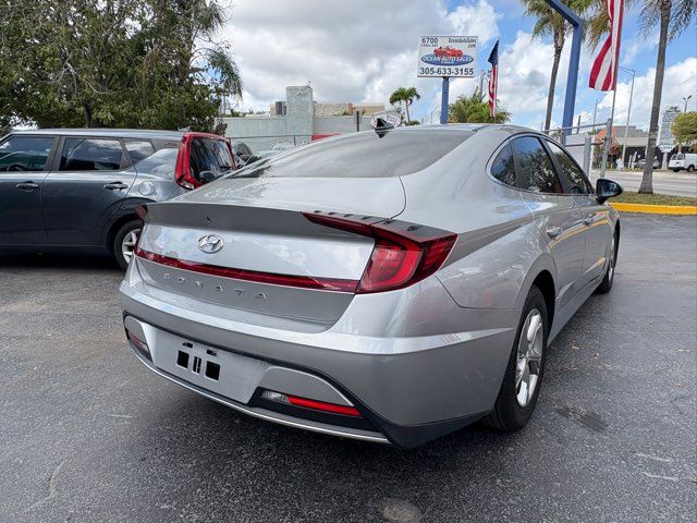 2021 Hyundai SONATA SE
