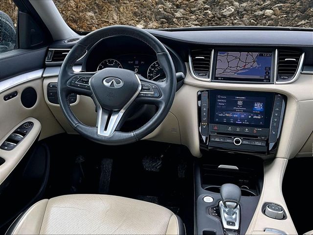 2021 INFINITI QX50 Essential