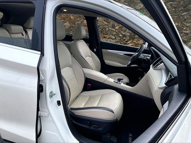 2021 INFINITI QX50 Essential