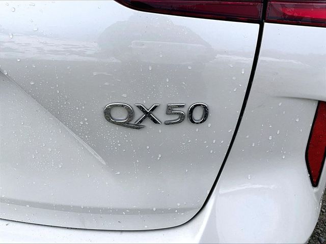 2021 INFINITI QX50 Essential