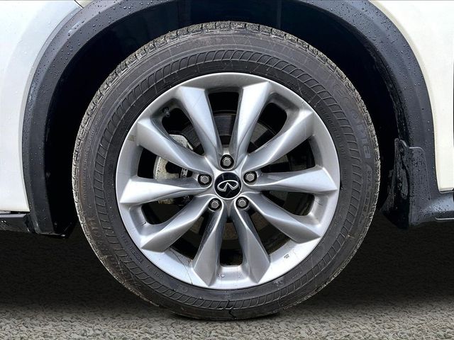 2021 INFINITI QX50 Essential