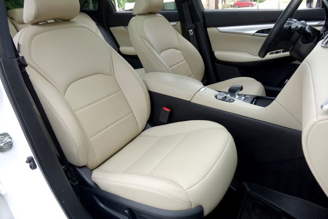 2021 INFINITI QX50 Luxe * PANO ROOF * Clean Carfax * HTD Seats * NICE