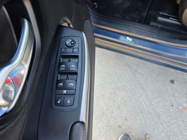 2021 Jeep Cherokee Latitude Plus | Arlington, TX | Tray Rogers dba Southwest Collision Center 2021 Jeep Cherokee Latitude Plus | Arlington, TX | Tray Rogers dba Southwest Collision Center