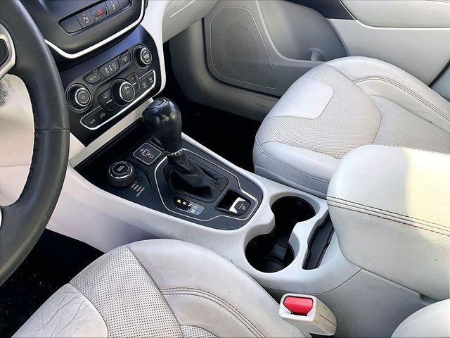 2021 Jeep Cherokee Latitude Lux