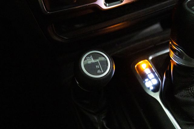 2021 Jeep Gladiator 4WD Willys Technology Group Convenience