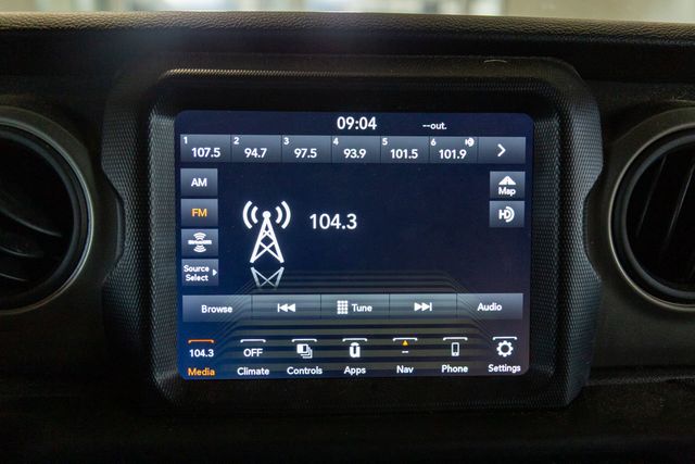 2021 Jeep Gladiator 4WD Willys Technology Group Convenience