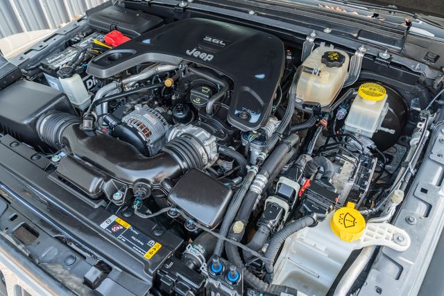 2021 Jeep Gladiator Rubicon 4X4 / ONE TEXAS OWNER / CLEAN CARFAX | Austin, TX | Rocky Mountain Truck Stop Austin 2021 Jeep Gladiator Rubicon 4X4 / ONE TEXAS OWNER / CLEAN CARFAX | Austin, TX | Rocky Mountain Truck Stop Austin