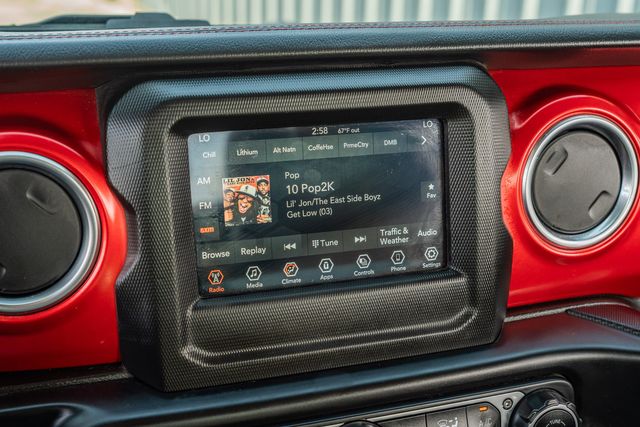 2021 Jeep Gladiator Rubicon 4X4 / ONE TEXAS OWNER / CLEAN CARFAX | Austin, TX | Rocky Mountain Truck Stop Austin