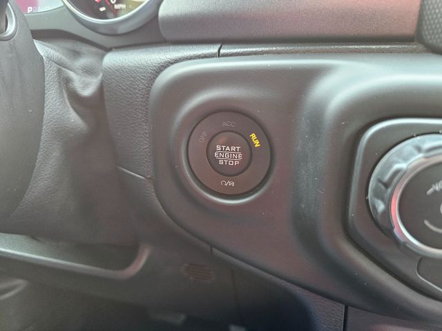 2021 Jeep Gladiator Mojave | Brownsville TX | English Motors
