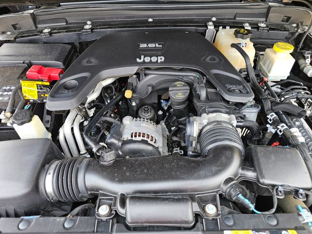 2021 Jeep Gladiator Mojave | Brownsville TX | English Motors