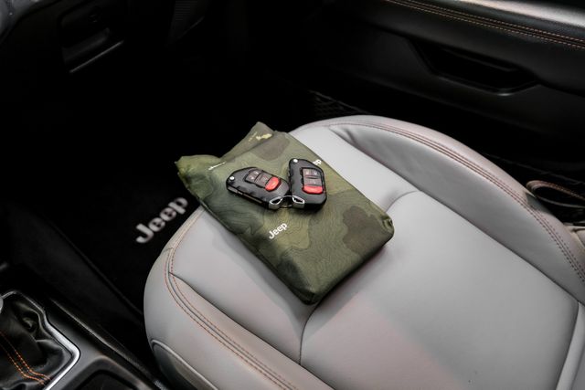 2021 Jeep Gladiator Mojave 4X4 LTH, FUEL COVERT WHEELS ,ONLY 37K | Carrollton, TX | Texas Vehicle Exchange 2021 Jeep Gladiator Mojave 4X4 LTH, FUEL COVERT WHEELS ,ONLY 37K | Carrollton, TX | Texas Vehicle Exchange