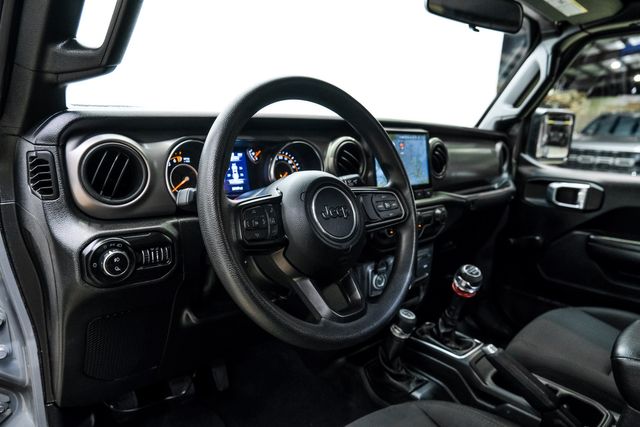 2021 Jeep Gladiator Sport  4x4,BUMPERS,LED'S, FUEL,6 SPEED, 39K MILES | Carrollton, TX | Texas Vehicle Exchange