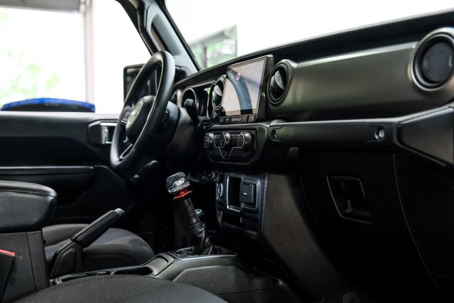 2021 Jeep Gladiator Sport 4x4,BUMPERS,LED'S, FUEL,6 SPEED, 39K MILES | Carrollton, TX | Texas Vehicle Exchange 2021 Jeep Gladiator Sport 4x4,BUMPERS,LED'S, FUEL,6 SPEED, 39K MILES | Carrollton, TX | Texas Vehicle Exchange