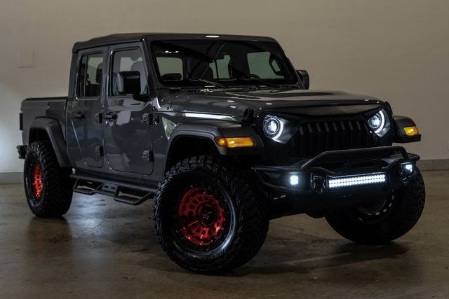 2021 Jeep Gladiator Sport  4x4,BUMPERS,LED'S, FUEL,6 SPEED, 39K MILES | Carrollton, TX | Texas Vehicle Exchange
