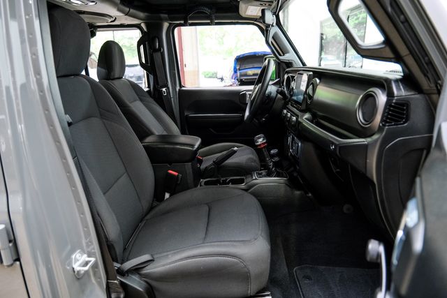 2021 Jeep Gladiator Sport  4x4,BUMPERS,LED'S, FUEL,6 SPEED, 39K MILES | Carrollton, TX | Texas Vehicle Exchange