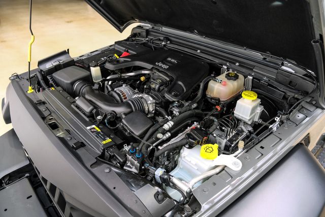 2021 Jeep Gladiator Sport  4x4,BUMPERS,LED'S, FUEL,6 SPEED, 39K MILES | Carrollton, TX | Texas Vehicle Exchange