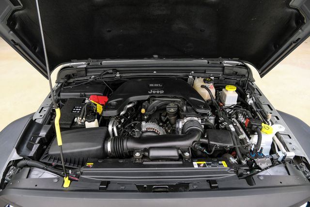 2021 Jeep Gladiator Sport 4x4,BUMPERS,LED'S, FUEL,6 SPEED, 39K MILES | Carrollton, TX | Texas Vehicle Exchange 2021 Jeep Gladiator Sport 4x4,BUMPERS,LED'S, FUEL,6 SPEED, 39K MILES | Carrollton, TX | Texas Vehicle Exchange