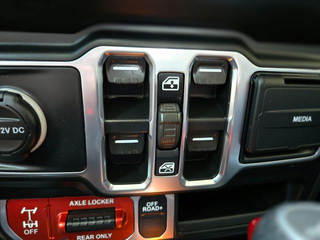 2021 Jeep Gladiator Mojave | Ellisville, MO | AutoPort 2021 Jeep Gladiator Mojave | Ellisville, MO | AutoPort