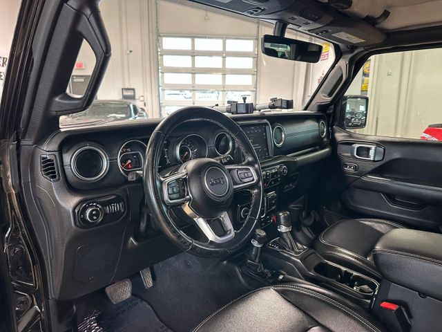 2021 Jeep Gladiator Overland Premium Package | Irving, Texas | Hopper Motorplex 2021 Jeep Gladiator Overland Premium Package | Irving, Texas | Hopper Motorplex