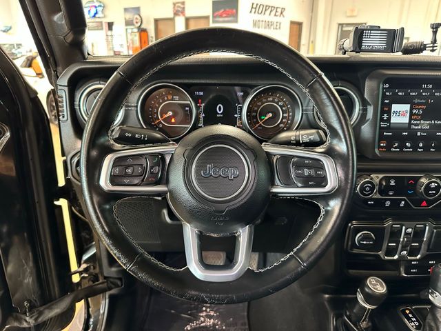 2021 Jeep Gladiator Overland Premium Package | Irving, Texas | Hopper Motorplex 2021 Jeep Gladiator Overland Premium Package | Irving, Texas | Hopper Motorplex