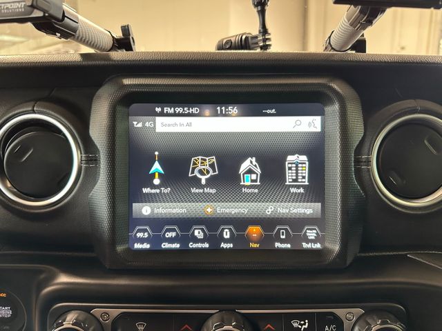 2021 Jeep Gladiator Overland Premium Package | Irving, Texas | Hopper Motorplex 2021 Jeep Gladiator Overland Premium Package | Irving, Texas | Hopper Motorplex