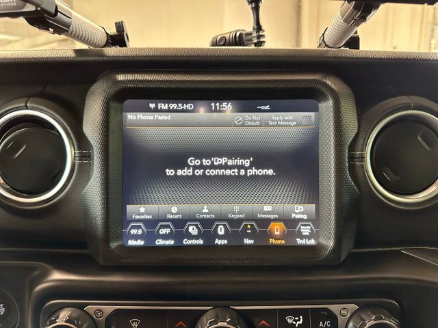 2021 Jeep Gladiator Overland Premium Package | Irving, Texas | Hopper Motorplex 2021 Jeep Gladiator Overland Premium Package | Irving, Texas | Hopper Motorplex