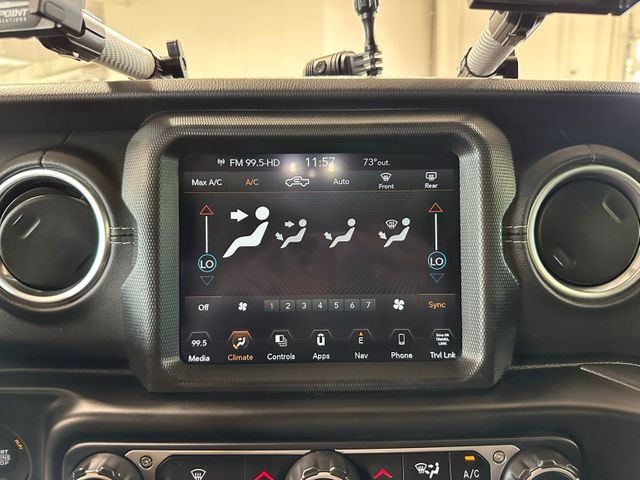 2021 Jeep Gladiator Overland Premium Package | Irving, Texas | Hopper Motorplex 2021 Jeep Gladiator Overland Premium Package | Irving, Texas | Hopper Motorplex