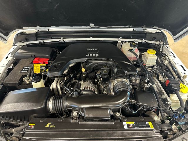 2021 Jeep Gladiator Willys 24W Alpine Navi Hardtop Tow Package | Irving, Texas | Hopper Motorplex 2021 Jeep Gladiator Willys 24W Alpine Navi Hardtop Tow Package | Irving, Texas | Hopper Motorplex