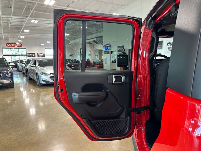 2021 Jeep Gladiator Willys | Irving, Texas | Hopper Motorplex 2021 Jeep Gladiator Willys | Irving, Texas | Hopper Motorplex