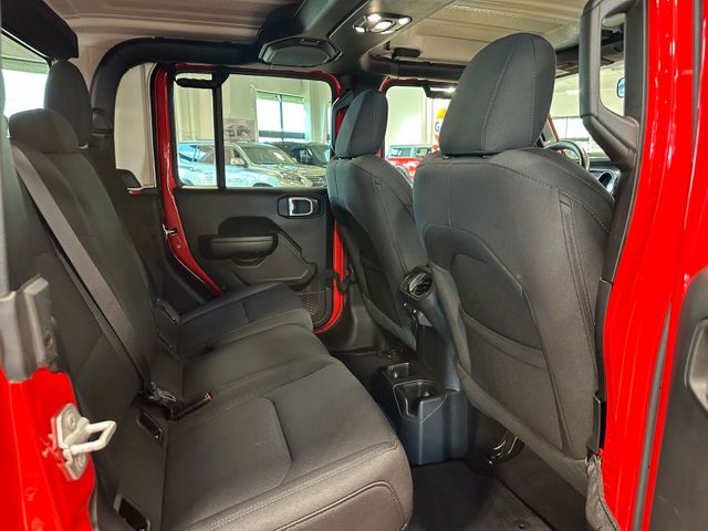 2021 Jeep Gladiator Willys | Irving, Texas | Hopper Motorplex 2021 Jeep Gladiator Willys | Irving, Texas | Hopper Motorplex